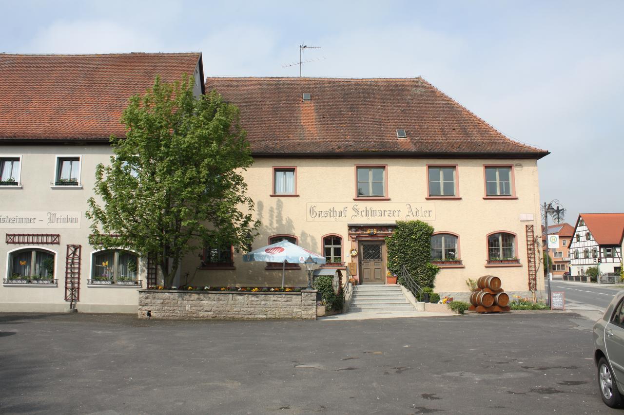 Schwarzer Adler - Hotel Garni Ipsheim Luaran gambar
